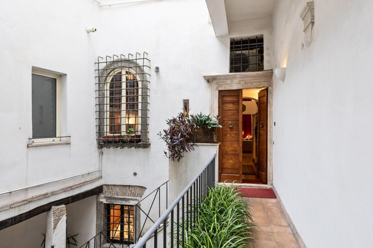 Rome As You Feel - Charming Loft In Navona Apartment Luaran gambar